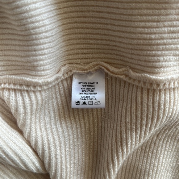 NWT Cardigan - Picture 7 of 7